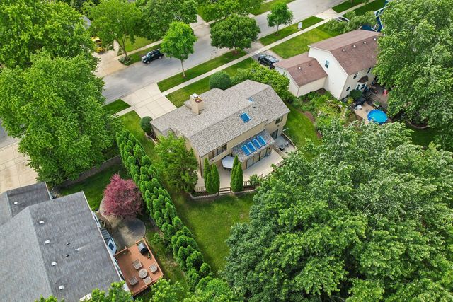 6225 Meyer Road, Woodridge, IL 60517