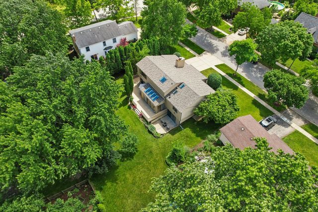6225 Meyer Road, Woodridge, IL 60517