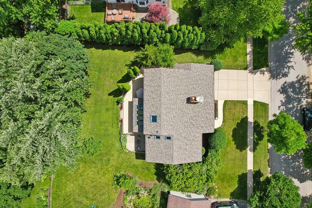 6225 Meyer Road, Woodridge, IL 60517