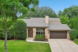 6225 Meyer Road, Woodridge, IL 60517