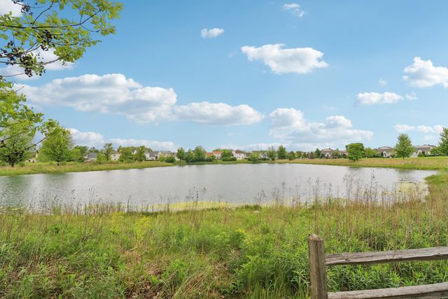 786 S Winchester Drive, Round Lake, IL 60073
