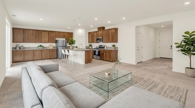 4798 Tilly Dr, Folsom, CA 95630