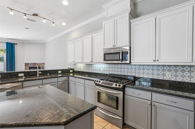 502 S LINCOLN AVENUE, Tampa, FL 33609