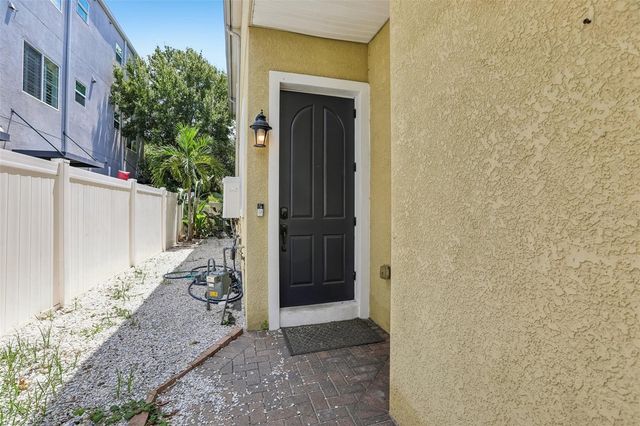 502 S LINCOLN AVENUE, Tampa, FL 33609