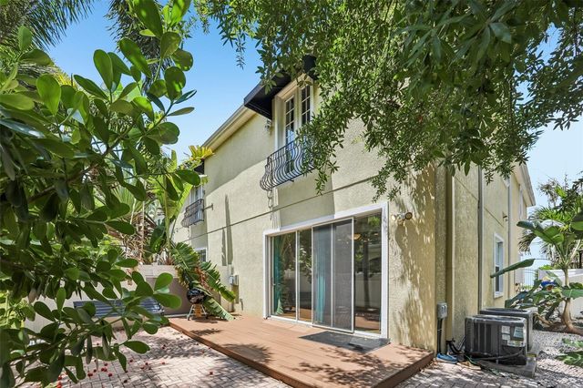 502 S LINCOLN AVENUE, Tampa, FL 33609