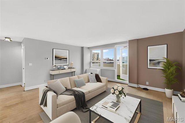 210 N 17th Street 706, St Louis, MO 63103