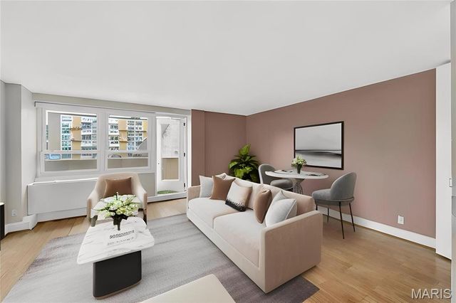 210 N 17th Street 706, St Louis, MO 63103