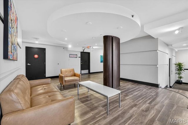 210 N 17th Street 706, St Louis, MO 63103