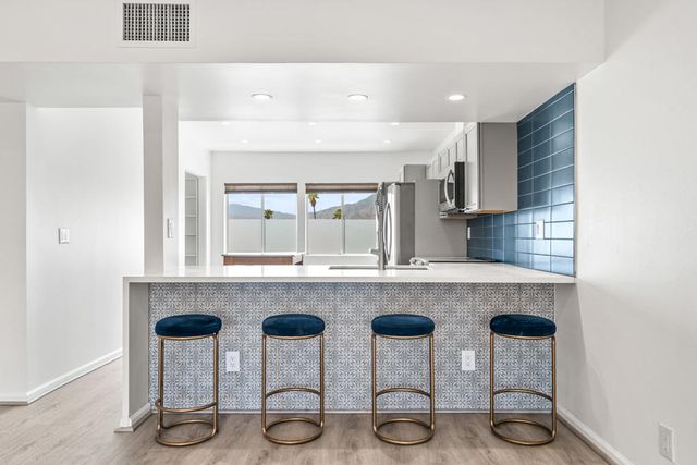 277 E Alejo Road 219, Palm Springs, CA 92262