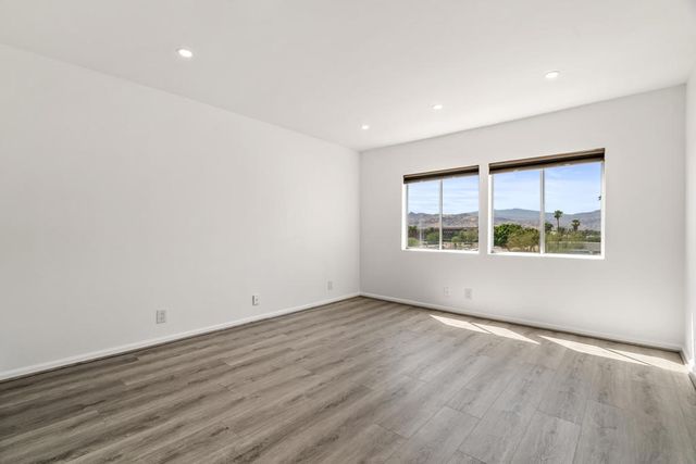 277 E Alejo Road 219, Palm Springs, CA 92262