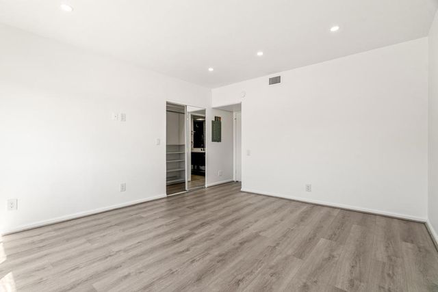 277 E Alejo Road 219, Palm Springs, CA 92262