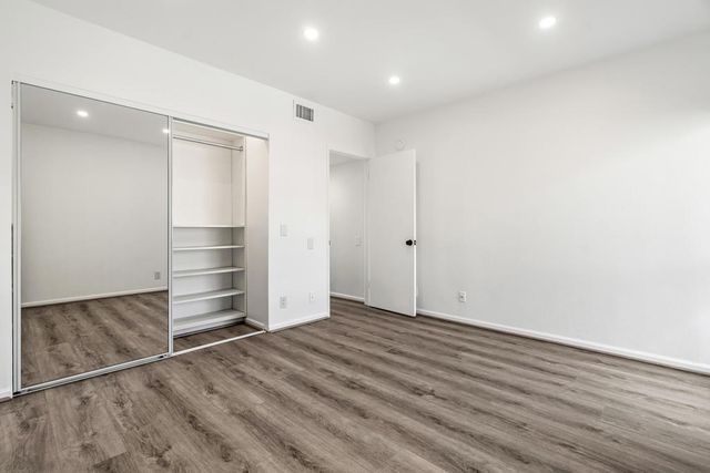 277 E Alejo Road 219, Palm Springs, CA 92262