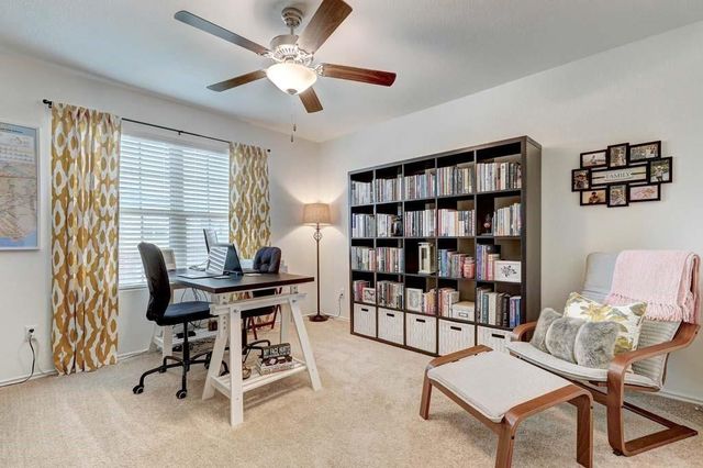 613 Circle WAY, Jarrell, TX 76537