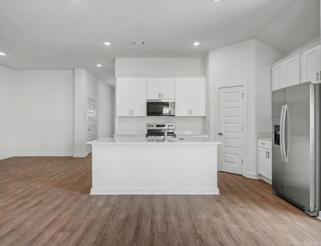 48 Plantation Drive, Mayflower, AR 72106