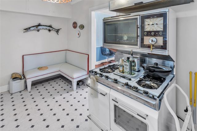 4309 Ursuline Street, Galveston, TX 77550