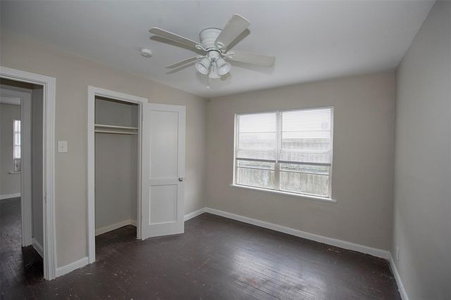 1211 1st Avenue N, Texas City, TX 77590