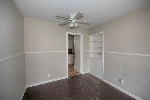 1211 1st Avenue N, Texas City, TX 77590