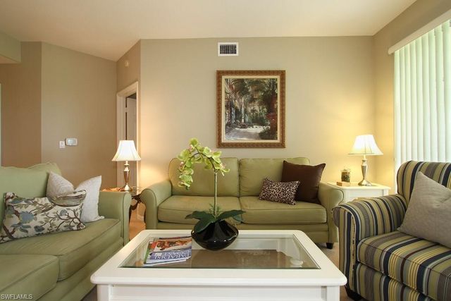 2150 Arielle DR 506, Naples, FL 34109