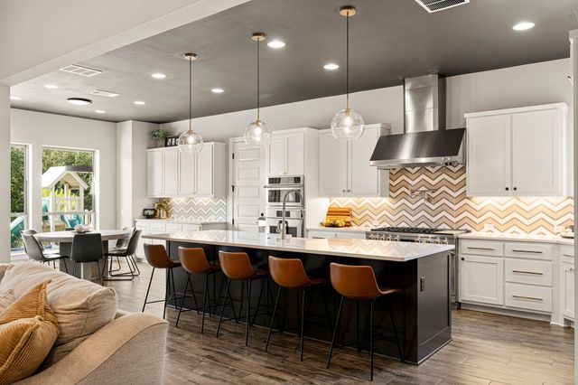 443 Two Creeks LN, Austin, TX 78737