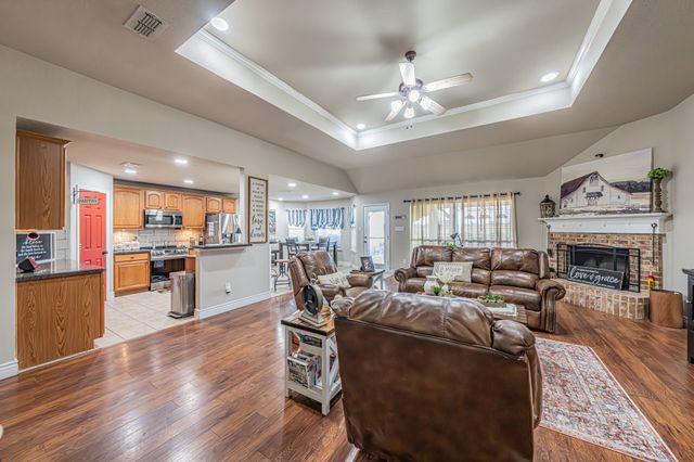 1901 Longhorn Trail, Crowley, TX 76036