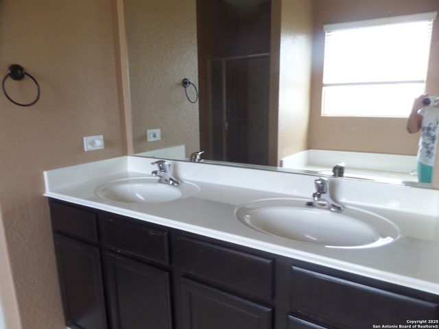 6724 Luckey Pond, San Antonio, TX 78252