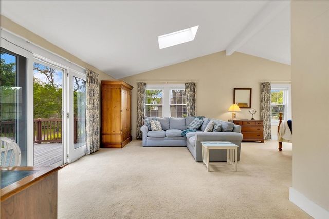 53 Pleasant St, Harwich, MA 02646