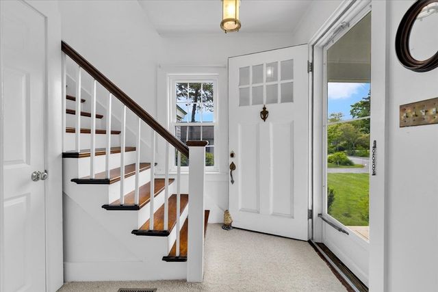53 Pleasant St, Harwich, MA 02646