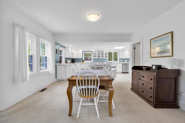 53 Pleasant St, Harwich, MA 02646