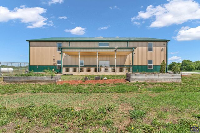 14426 110th St, Oskaloosa, KS 66066