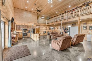 14426 110th St, Oskaloosa, KS 66066