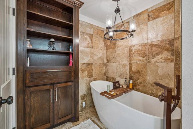 3515 County Road 36, Angleton, TX 77515