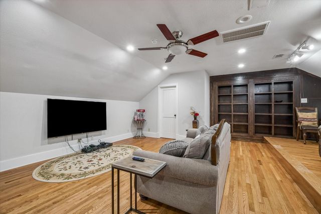 3515 County Road 36, Angleton, TX 77515