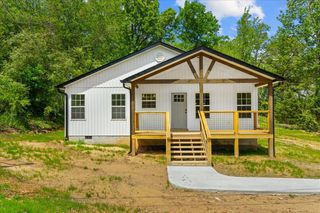 184 NW Farrar Road, Cohutta, GA 30710