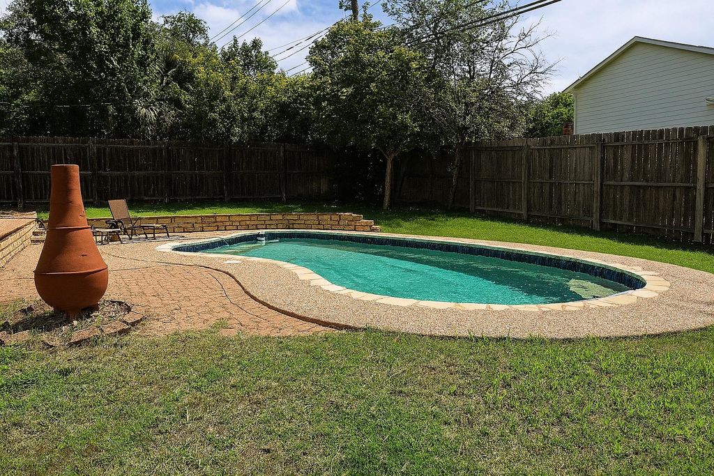 11501 Oak Knoll DR, Austin, TX 78759