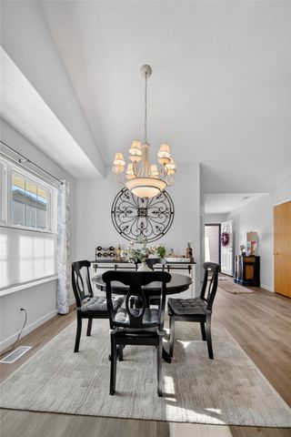 1652 Greens Way Court NE, Cedar Rapids, IA 52402