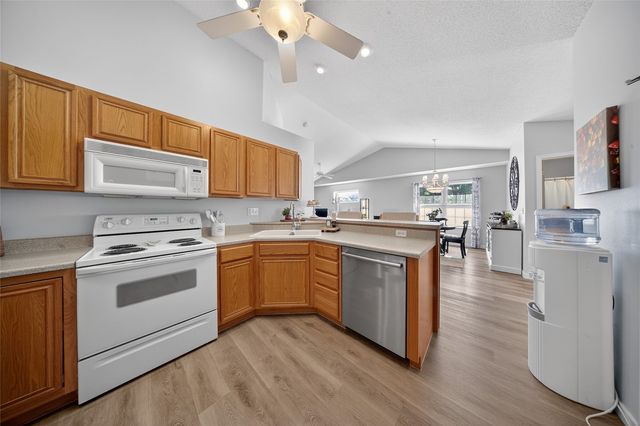 1652 Greens Way Court NE, Cedar Rapids, IA 52402