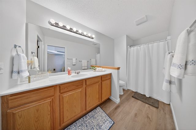 1652 Greens Way Court NE, Cedar Rapids, IA 52402