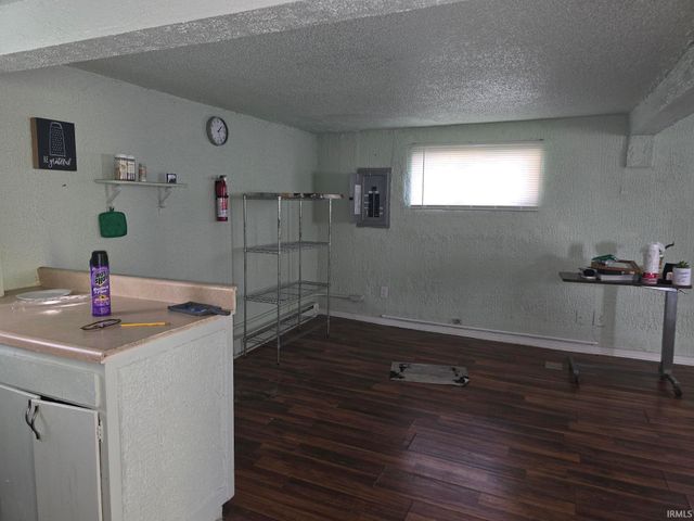 3202 S Hamaker Street, Marion, IN 46953