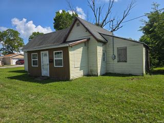 3202 S Hamaker Street, Marion, IN 46953