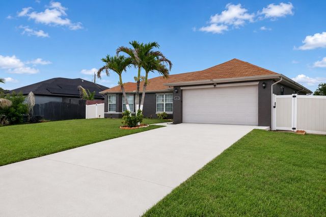 443 SW Homeland Road, Port St Lucie, FL 34953