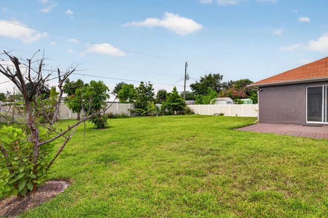 443 SW Homeland Road, Port St Lucie, FL 34953