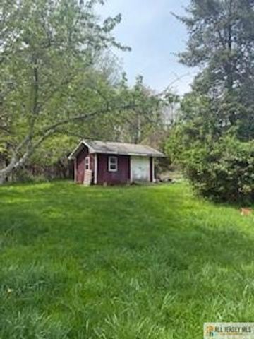517 Spotswood Englishtown Road, Monroe, NJ 08831