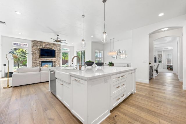 220 Asuncion Ct, El Dorado Hills, CA 95762