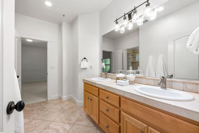 220 Asuncion Ct, El Dorado Hills, CA 95762