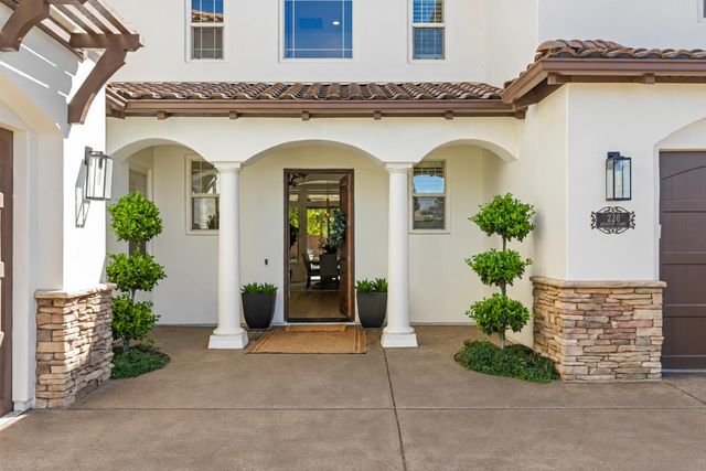 220 Asuncion Ct, El Dorado Hills, CA 95762