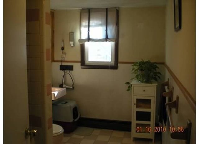 1 Dana Terrace 2L, Watertown, MA 02472
