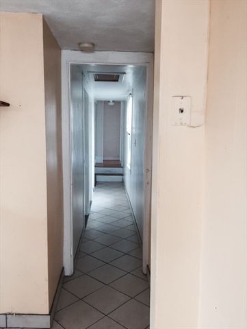 1 Dana Terrace 2L, Watertown, MA 02472