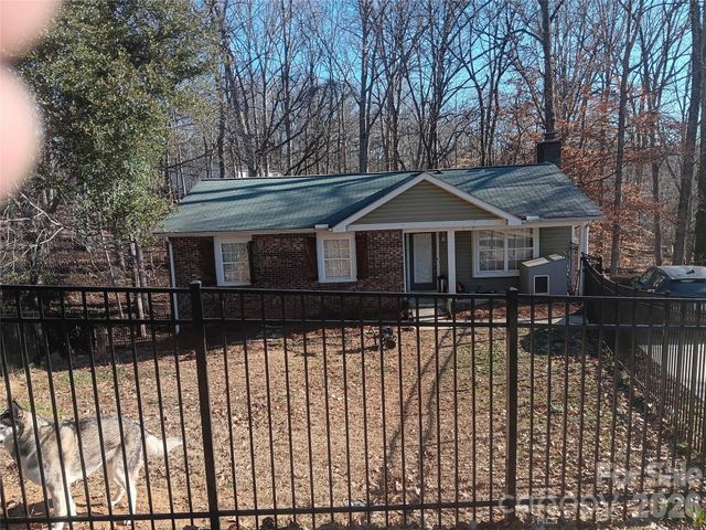 8443 Shiredale Lane, Charlotte, NC 28212