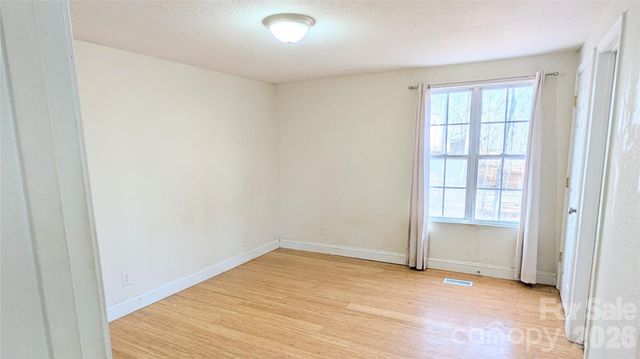 8443 Shiredale Lane, Charlotte, NC 28212