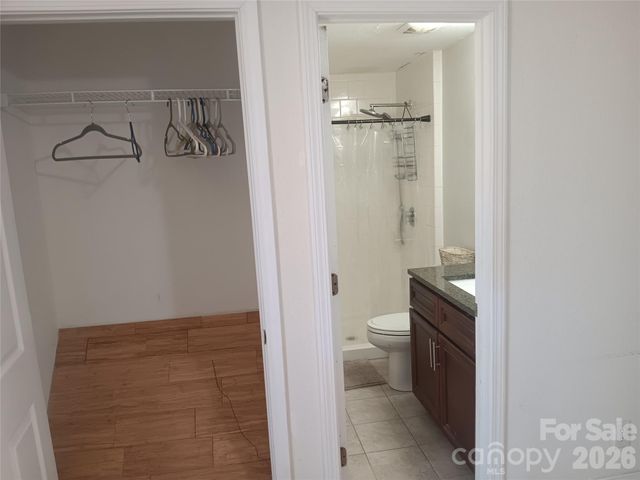 8443 Shiredale Lane, Charlotte, NC 28212